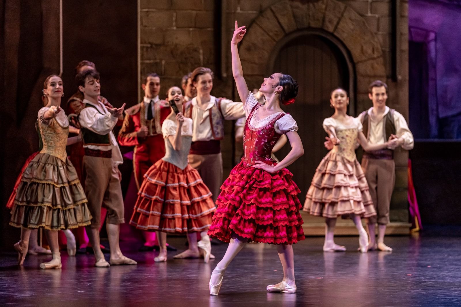 Don Quixote – Kitri, Photo by Martin Divísek